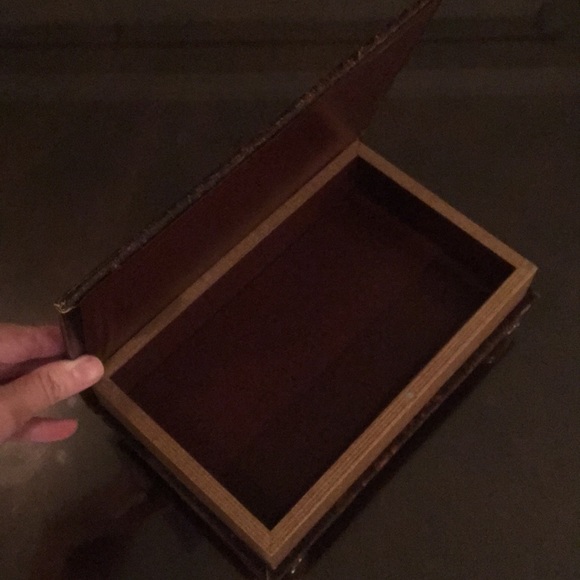 Catchall - Picture 2 of 7